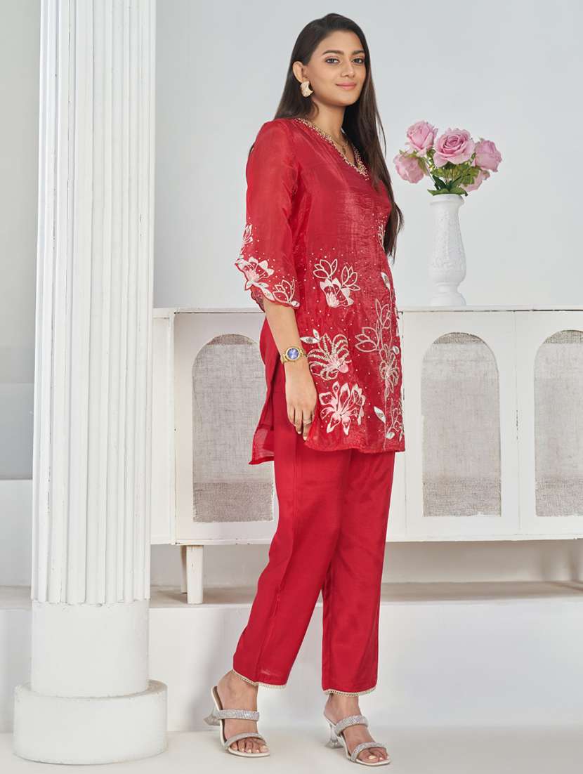 women embroidered three quarter sleeve ethnic co-ord set - 22069619 - Standard Image - 3