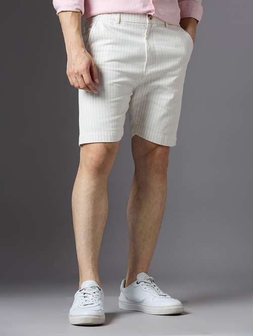 men striped mid rise regular fit shorts - 22069689 -  Standard Image - 0