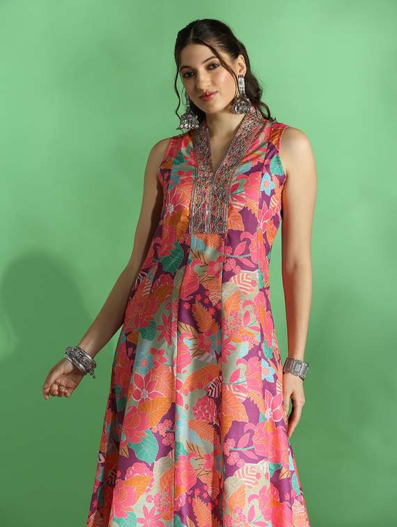 globus women purple floral print embroidered zari work v-neck panelled anarkali festive kurta - 22069702 - Standard Image - 3