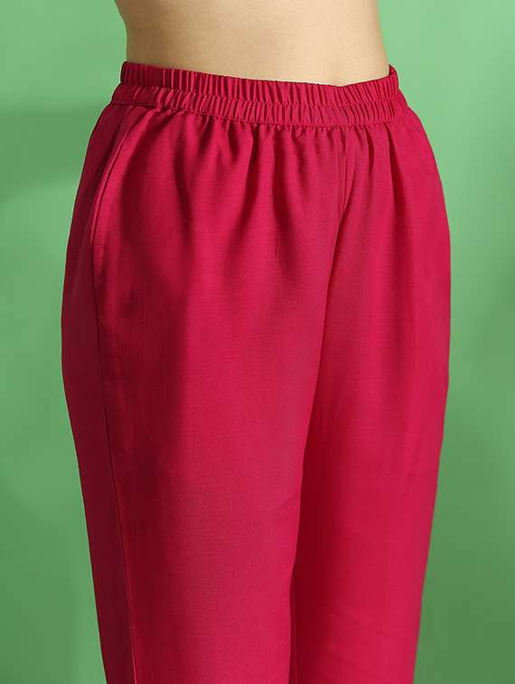 globus women pink round neck floral ethnic foil print straight festive kurta & pant set - 22069707 -  Standard Image - 5