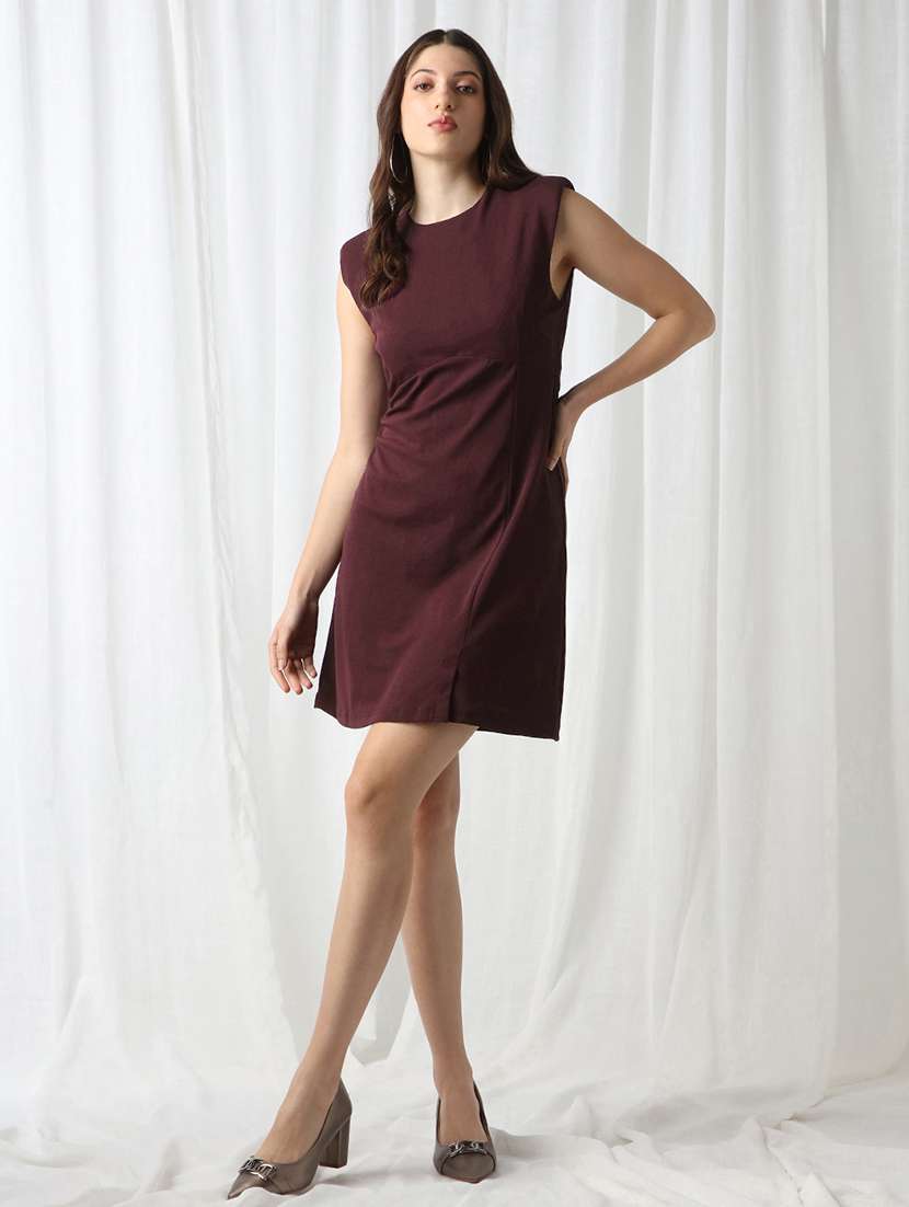women solid sleeveless sheath dress