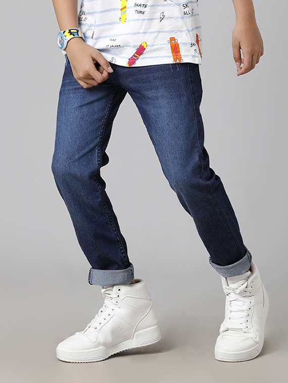 boys solid mid rise slim fit jean