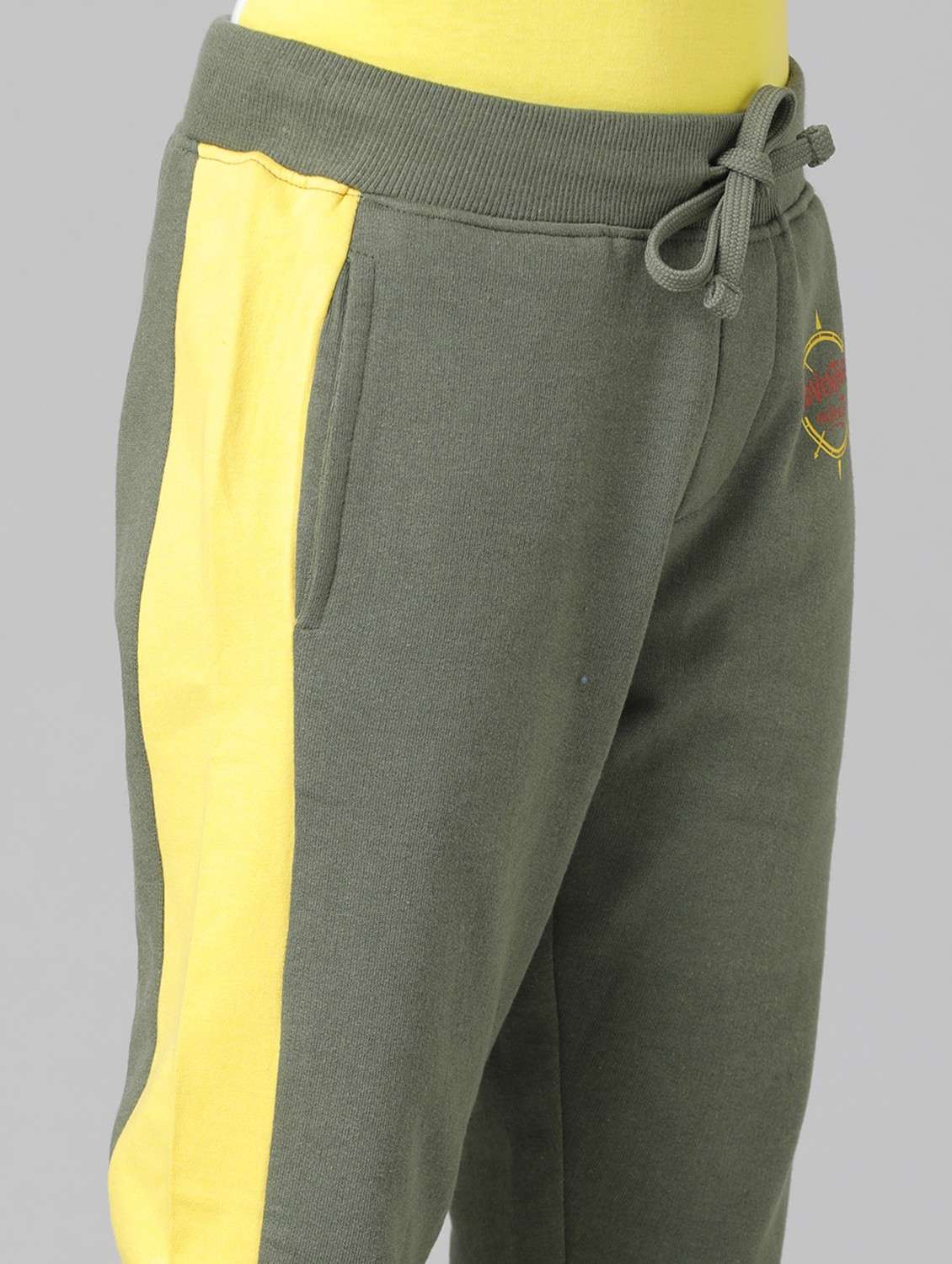 boys tapered mid rise regular fit jogger - 22070664 -  Standard Image - 3