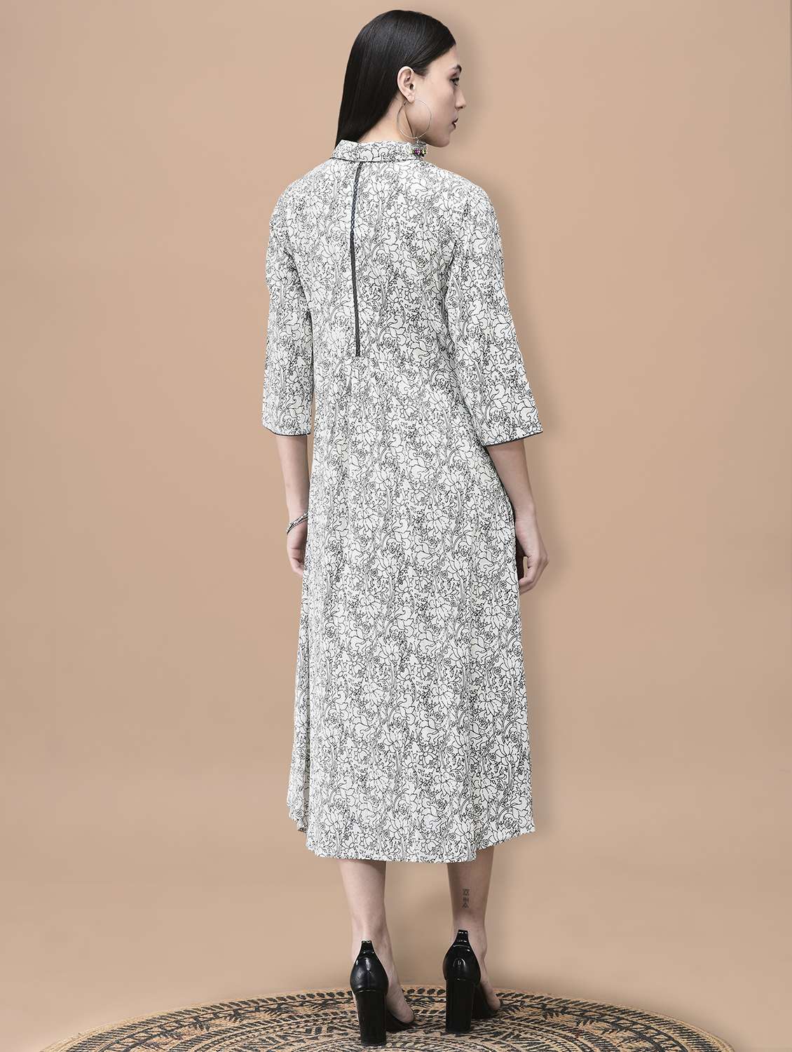 women floral printed three quarter sleeve a-line ethnic dress - 22070685 - Standard Image - 3