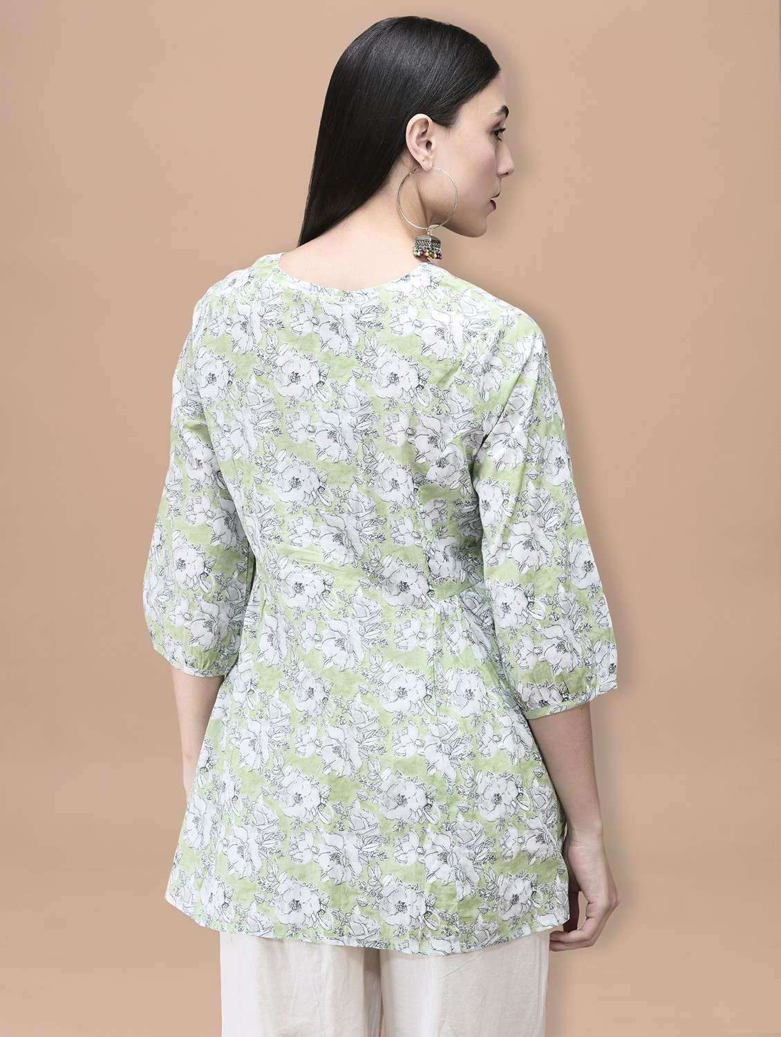women printed tie-up neck puff sleeve kurti - 22070691 - Standard Image - 3