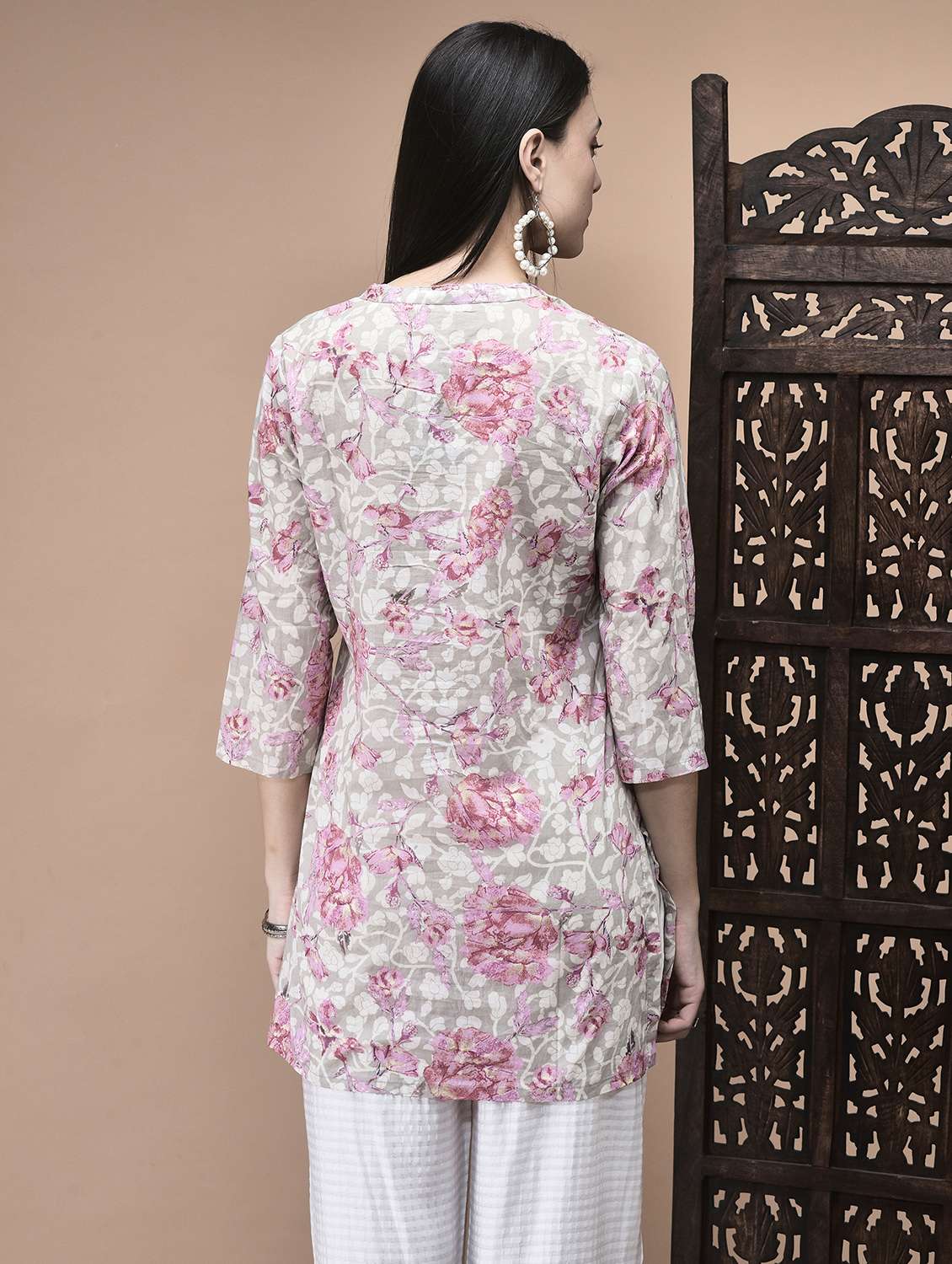 women floral print three quarter sleeve tunic - 22070692 - Standard Image - 3