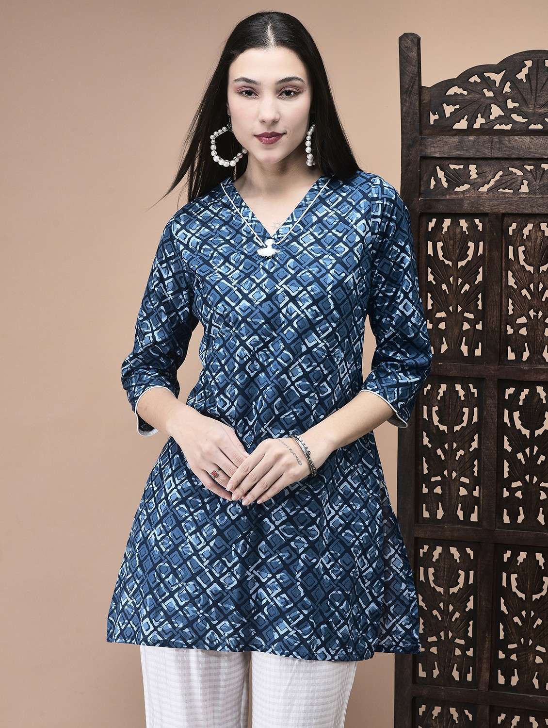 women printed three quarter sleeve kurti - 22070693 - Zoom Image - 0