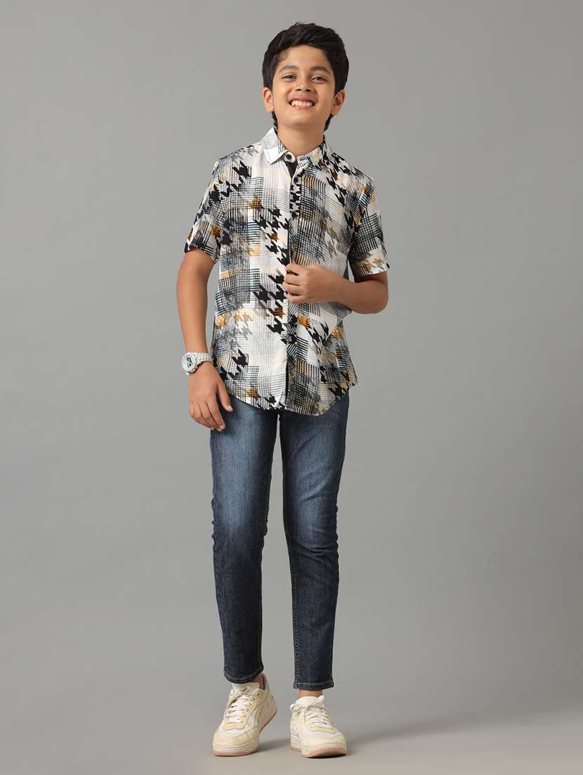 boy collared short sleeve regular fit shirt - 22070761 -  Standard Image - 3