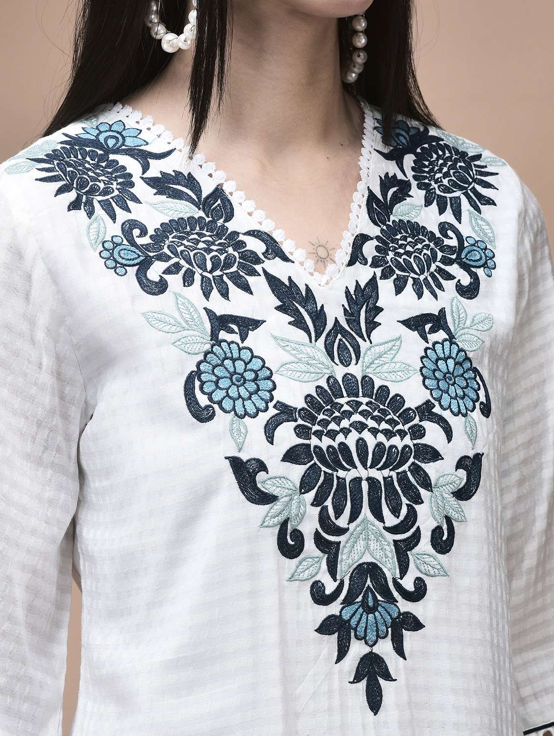 women self design three quarter sleeve kurta pant with dupatta set - 22070841 -  Standard Image - 5