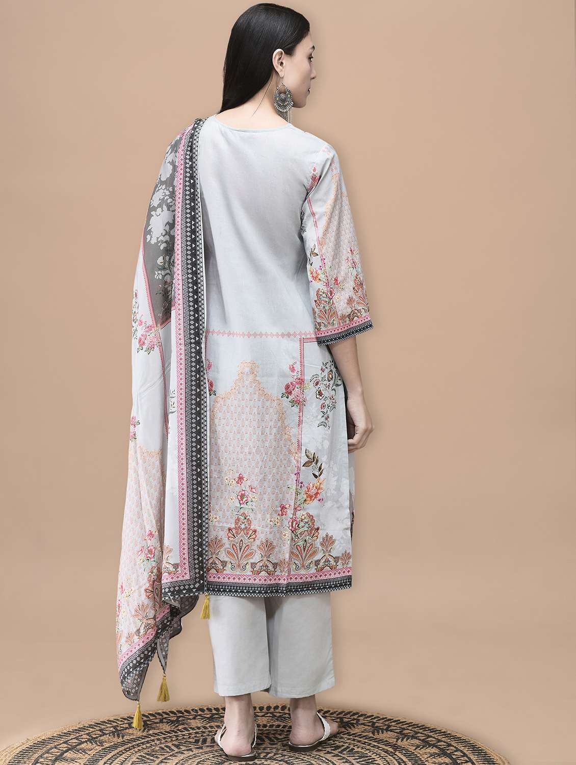 women printed three quarter sleeve kurta pant with dupatta set - 22070842 - Standard Image - 3
