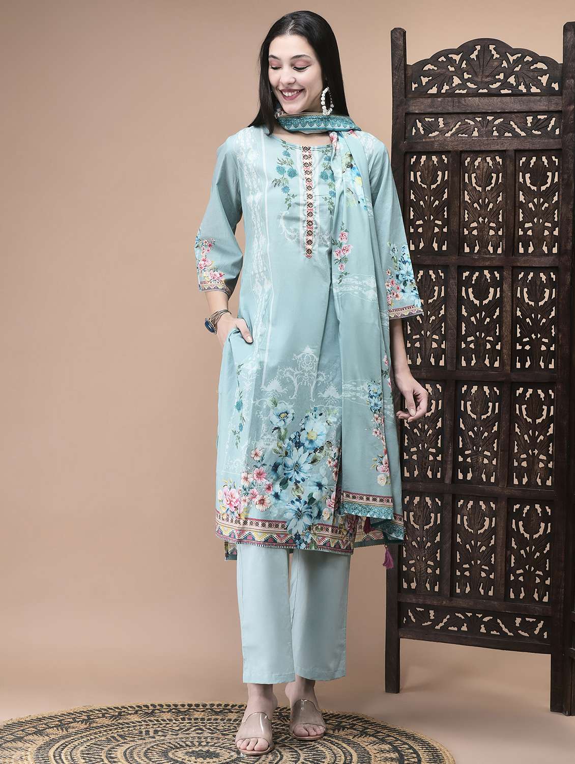women floral three quarter sleeve kurta pant with dupatta set