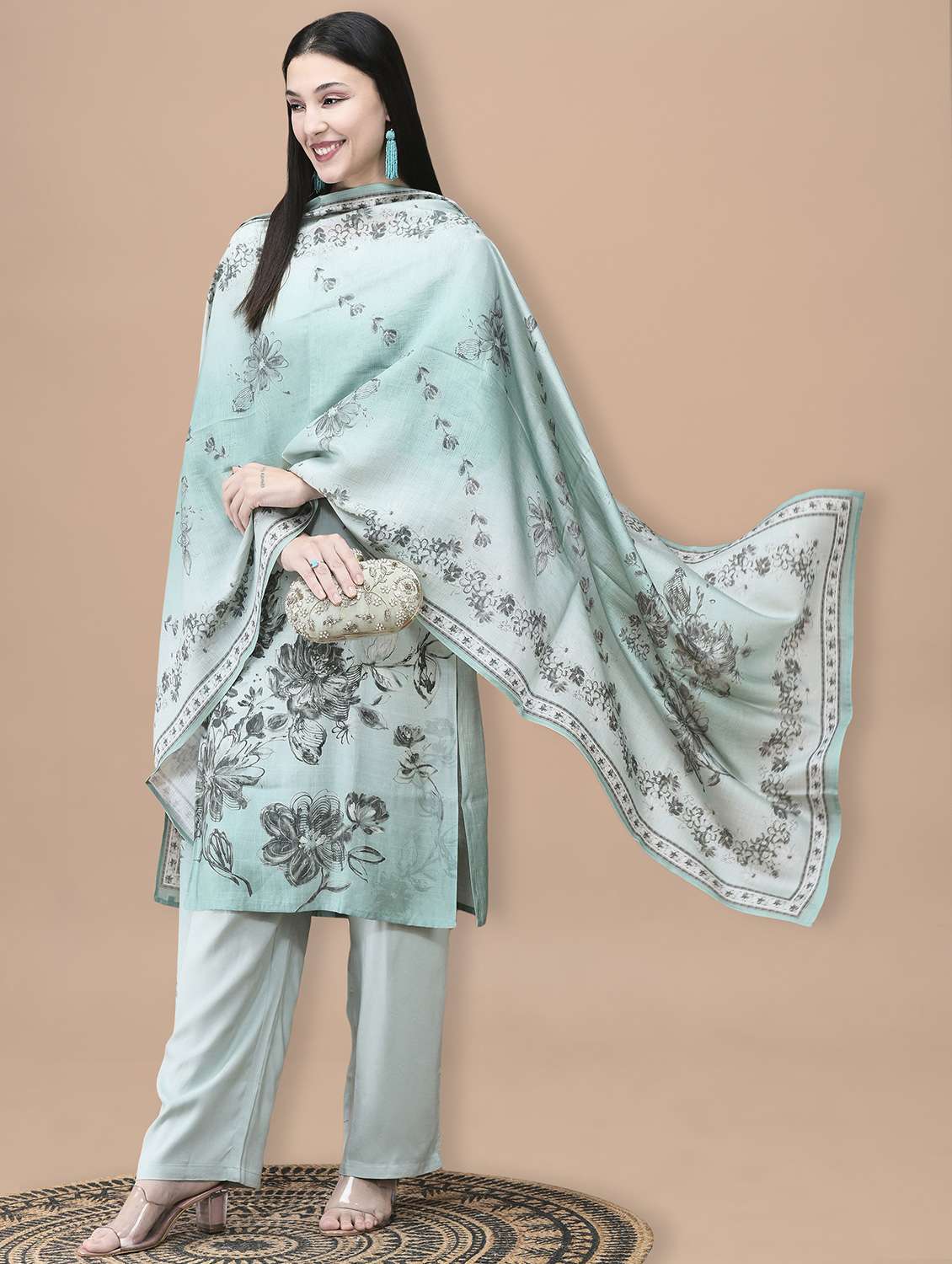 women floral three quarter sleeve kurta pant with dupatta set