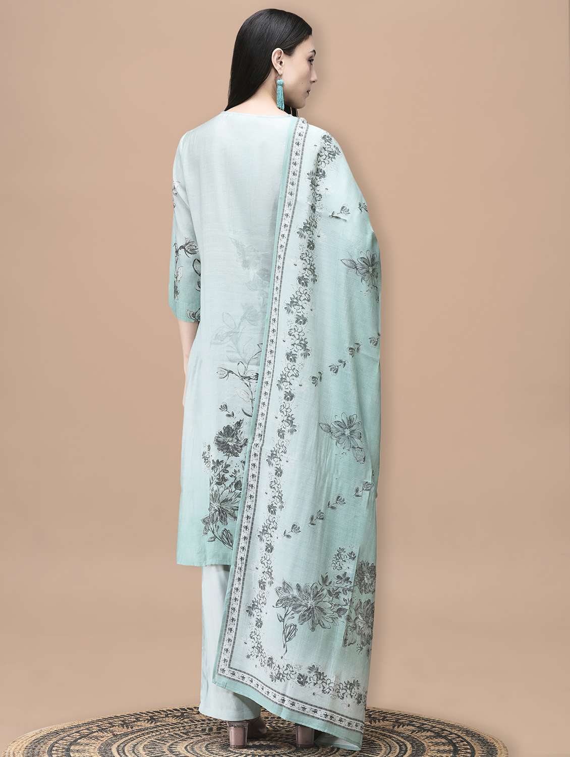 women floral three quarter sleeve kurta pant with dupatta set - 22070844 -  Standard Image - 3