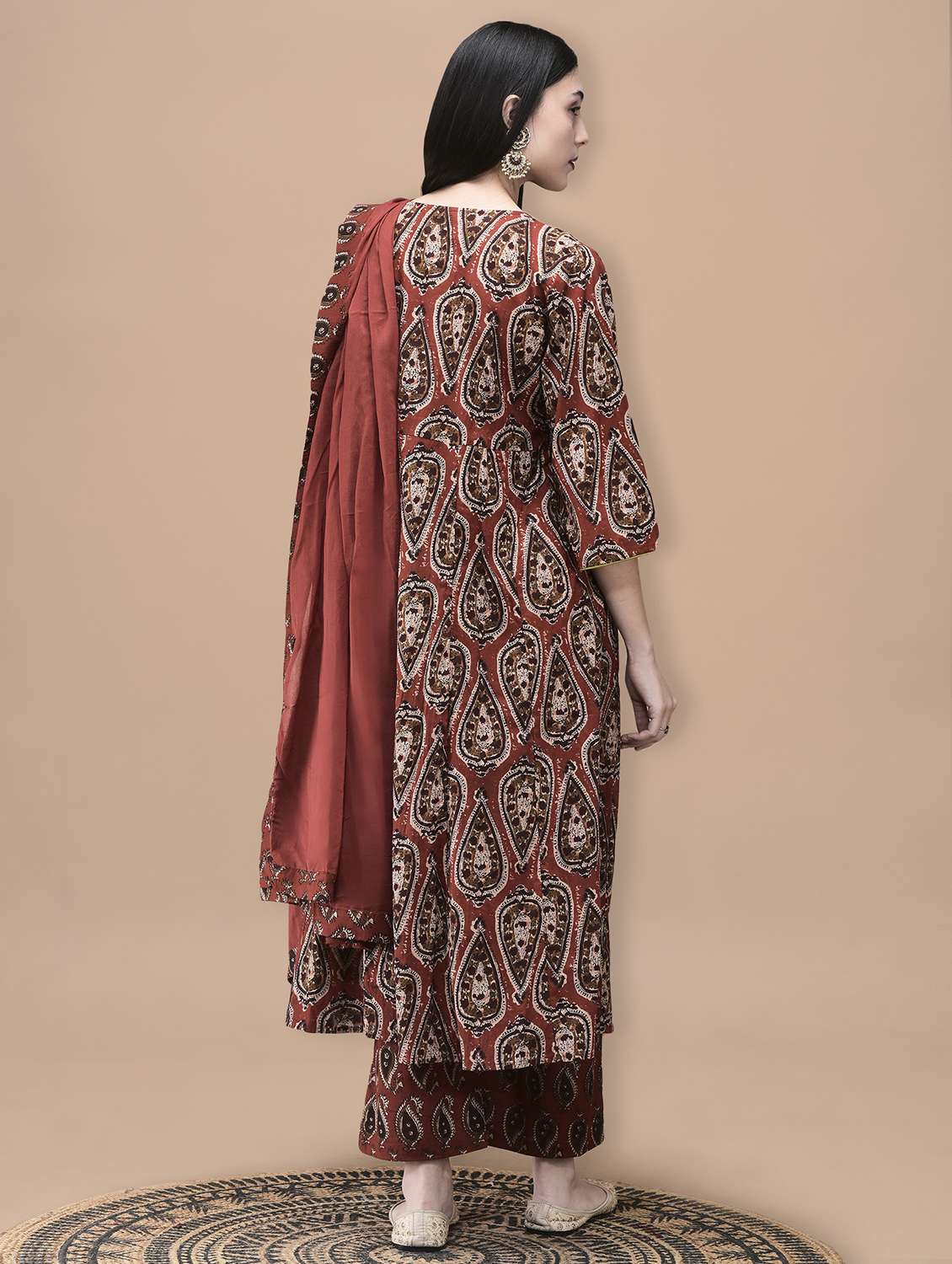 women printed three quarter sleeve kurta pant with dupatta set - 22070850 - Standard Image - 3