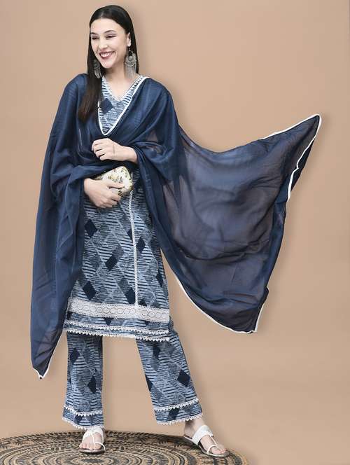 women geometric three quarter sleeve kurta pant with dupatta set - 22070851 - Standard Image - 0