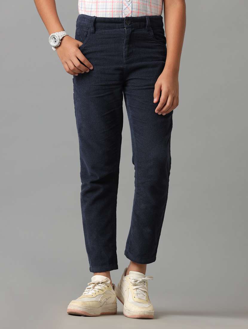 boys solid mid rise slim fit trouser 