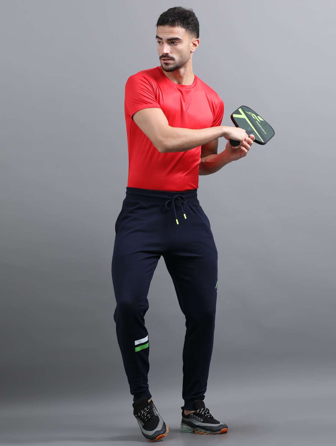 men placement print mid rise regular fit jogger - 22070963 -  Standard Image - 3