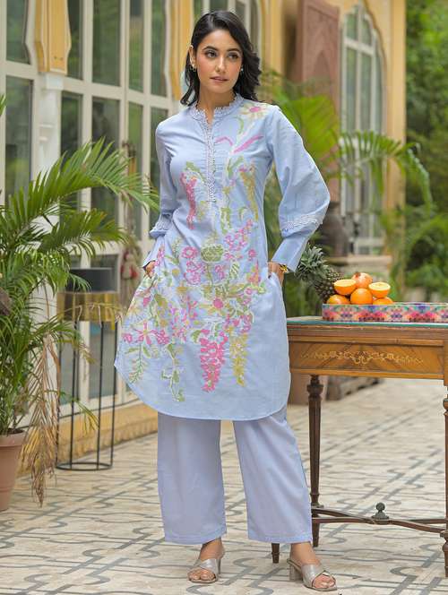 women embroidered long sleeve kurta pant set - 22071174 - Standard Image - 0
