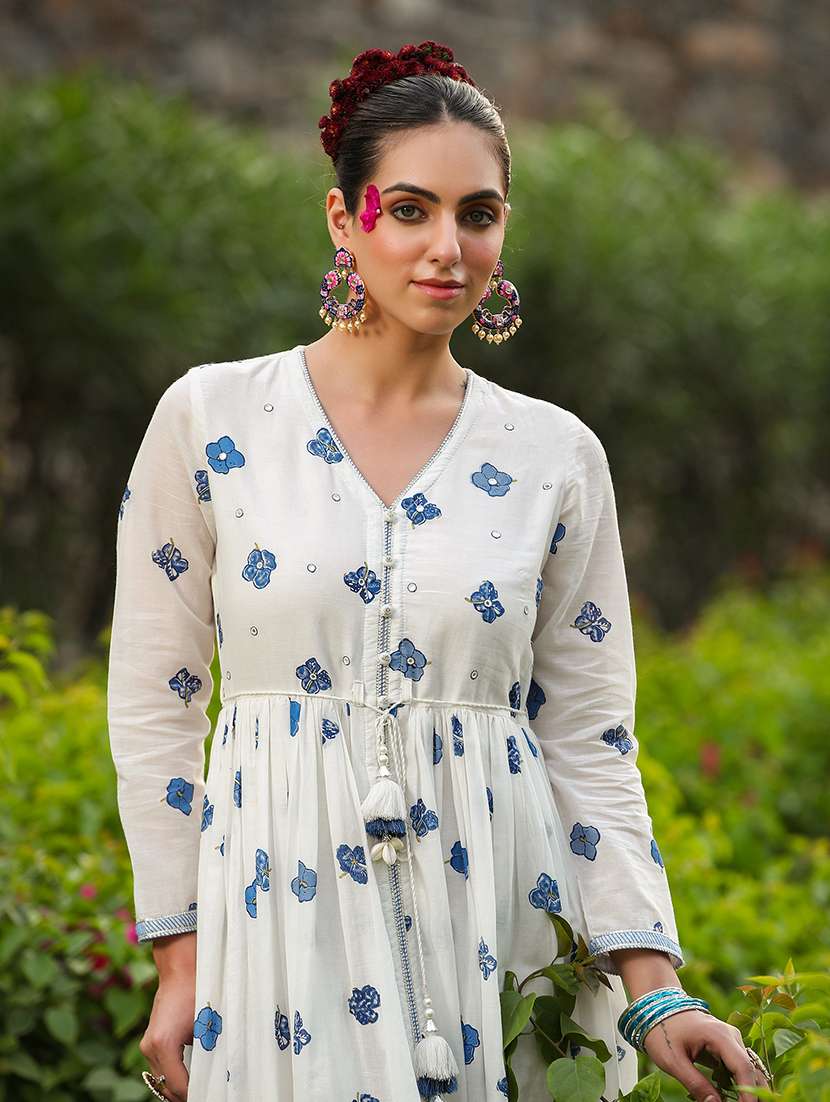 women floral printed long sleeve kurta with dupatta set - 22071176 - Standard Image - 3