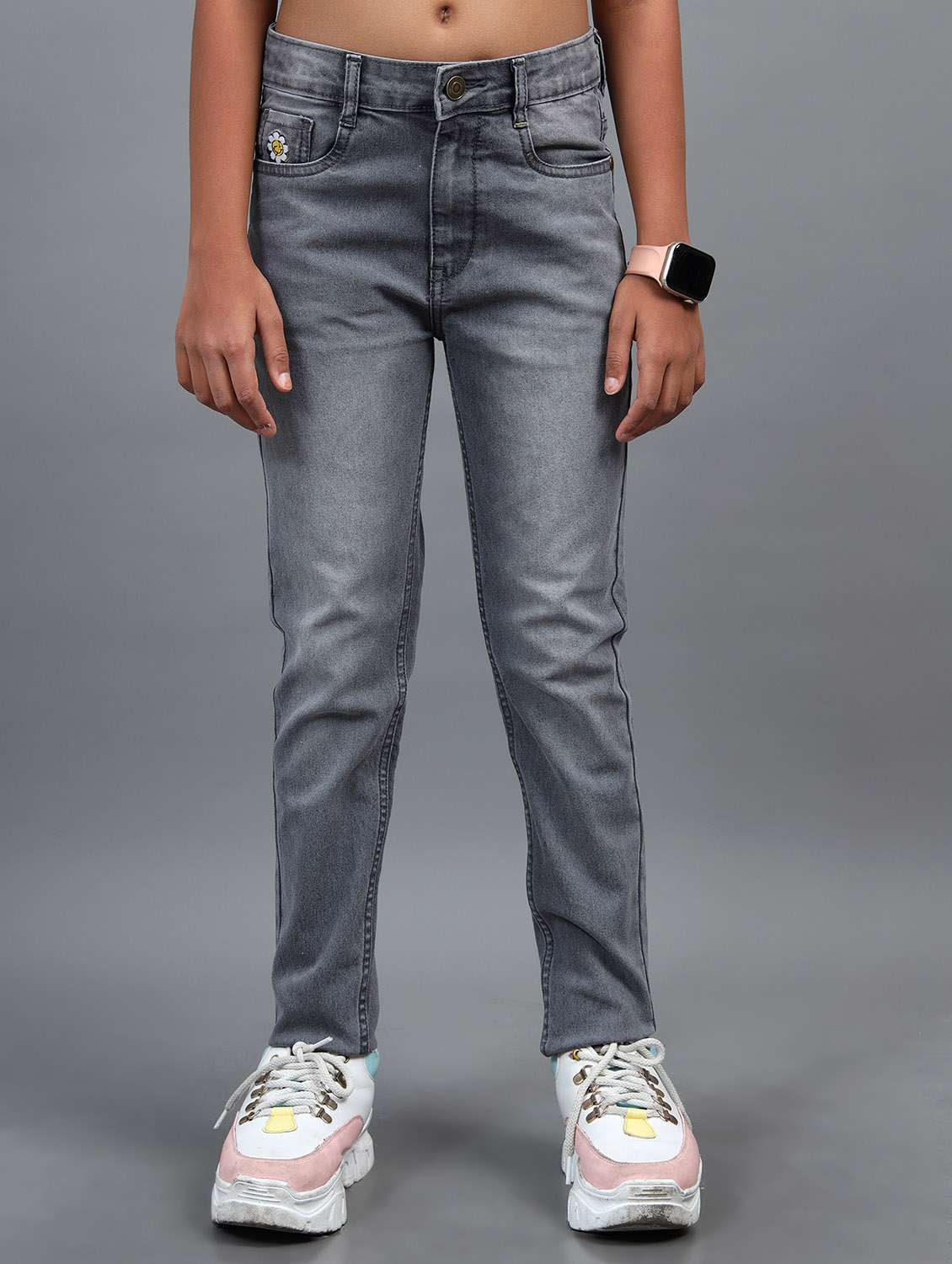 girls solid mid rise slim fit jean