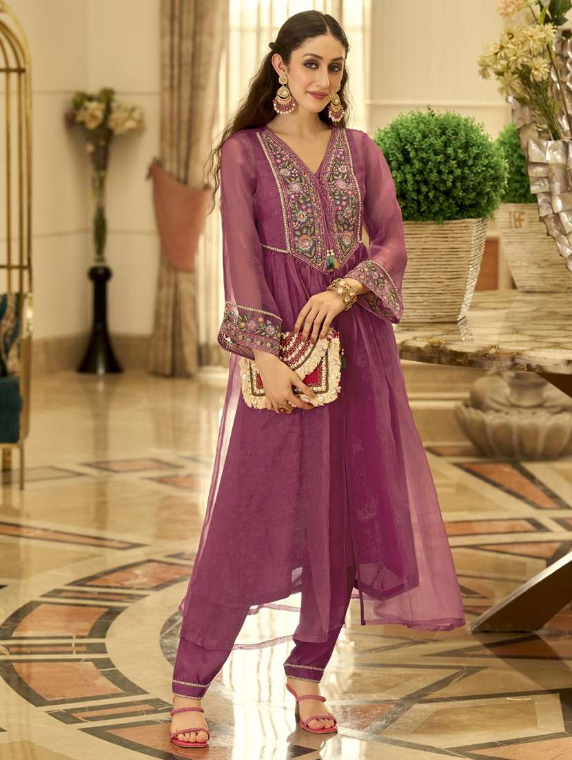 women embroidered long sleeve kurta pant set - 22071303 - Standard Image - 3