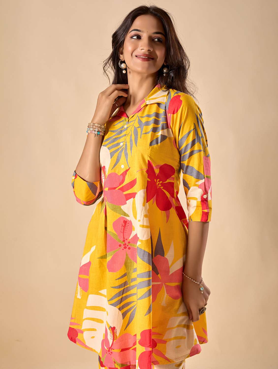 women floral three quarter sleeve ethnic co-ord set - 22071335 -  Standard Image - 5