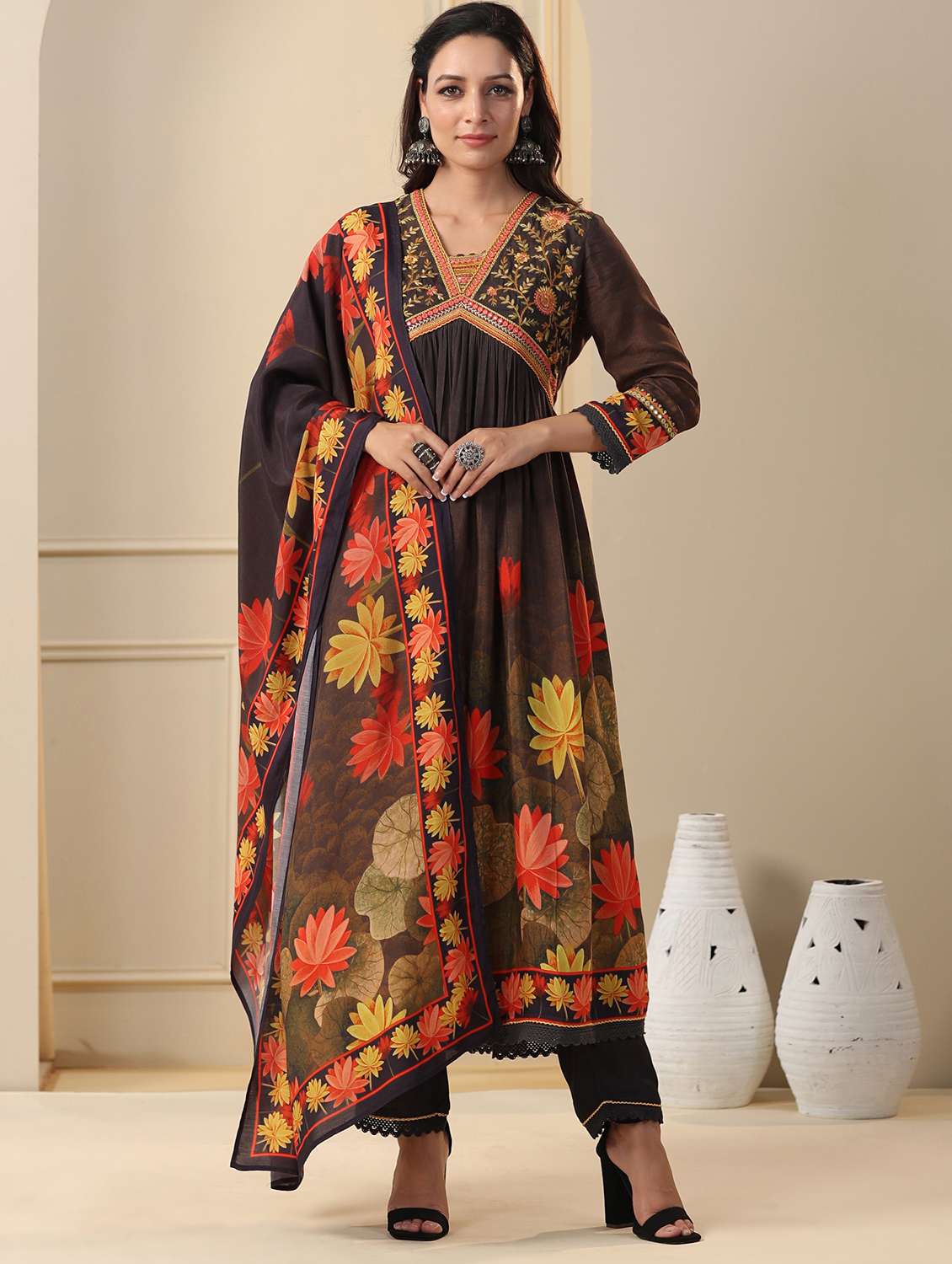 women printed three quarter sleeve kurta pant with dupatta set