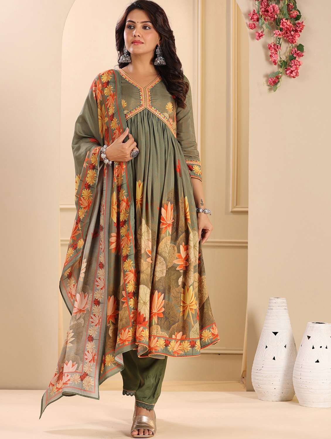 women printed three quarter sleeve kurta pant with dupatta set - 22071542 -  Zoom Image - 0