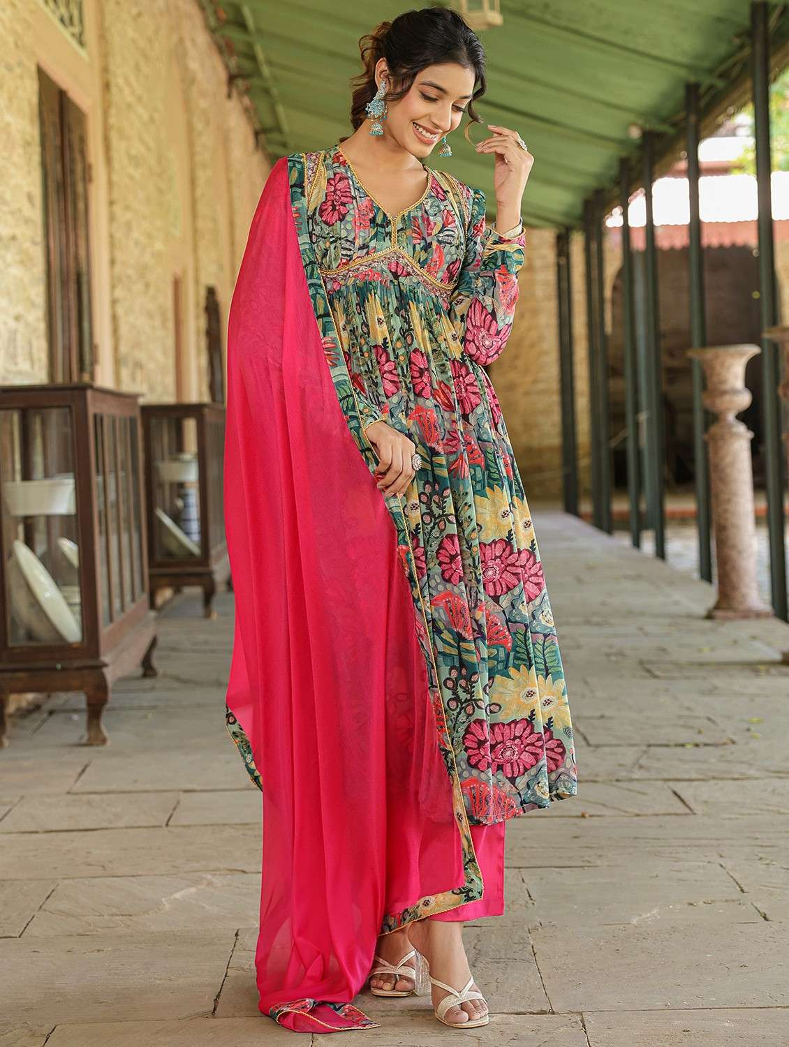 green crepe kurta pant set - 22071546 - Standard Image - 3