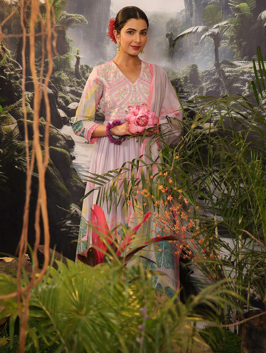 women long sleeve anarkali kurta pant with dupatta set - 22071563 - Standard Image - 5