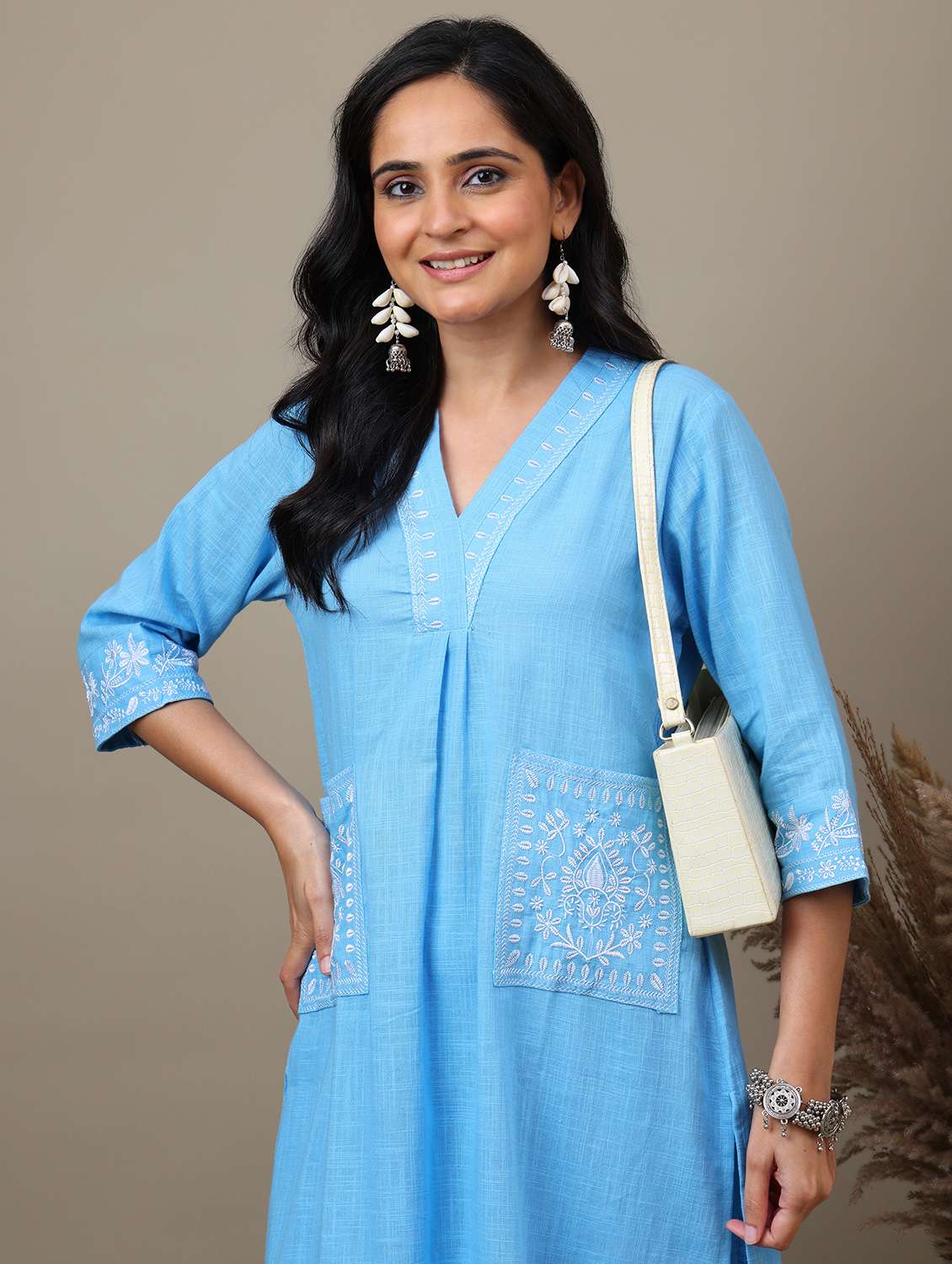 women solid with work v neck kurta palazzo set - 22071577 - Standard Image - 5
