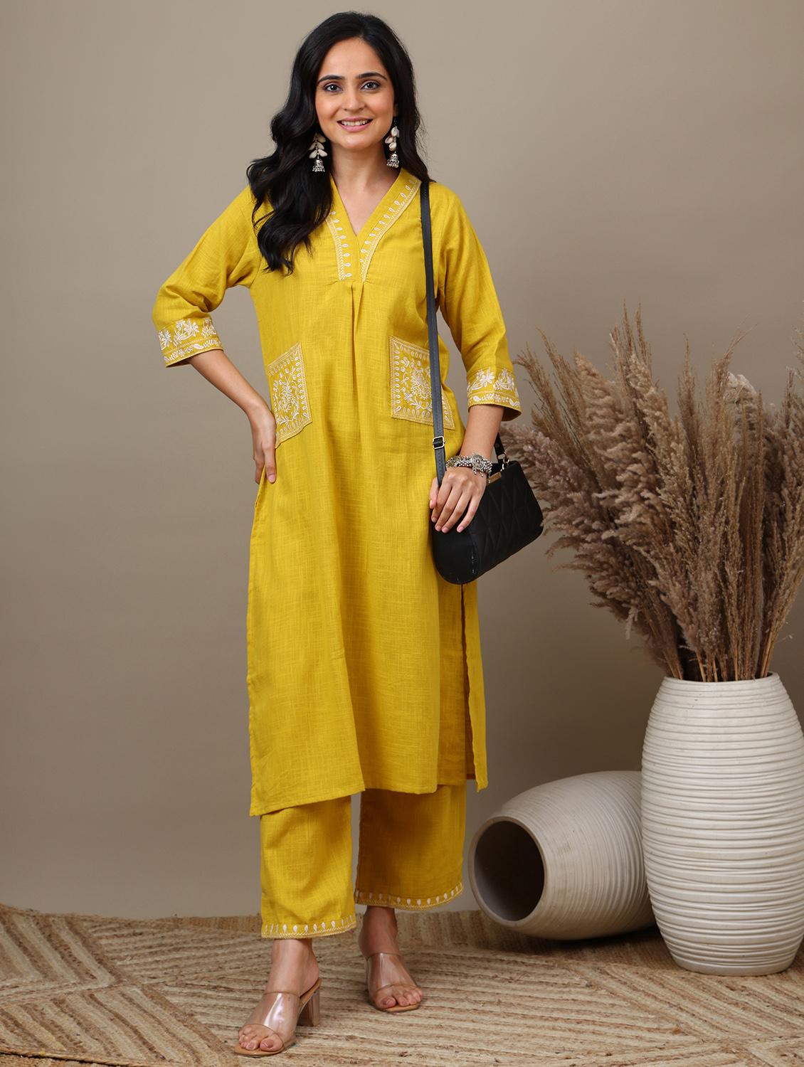 women solid with work v neck kurta pant set