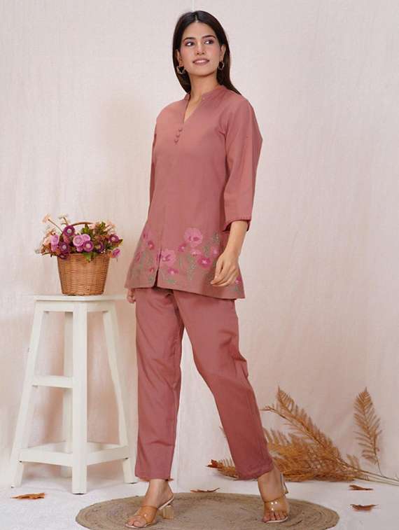 women embroidered three quarter sleeve ethnic co-ord set - 22072034 - Standard Image - 3