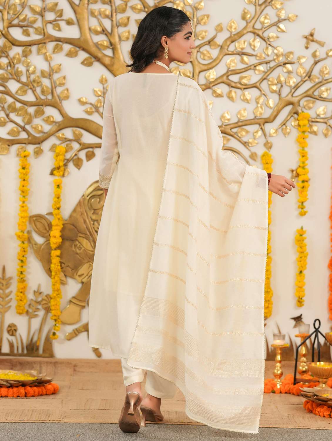 women solid with work three quarter sleeve kurta pant with dupatta set - 22072086 - Standard Image - 3