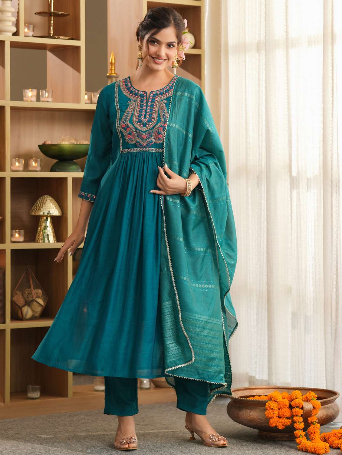 women solid with work three quarter sleeve kurta pant with dupatta set