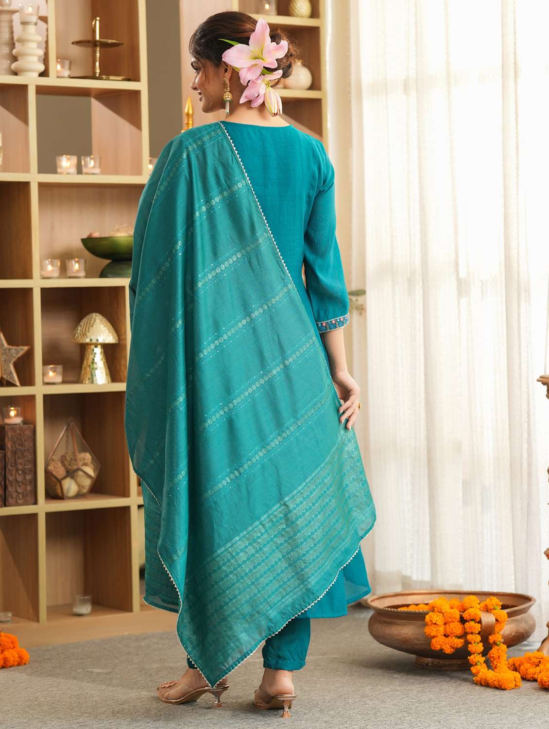 women solid with work three quarter sleeve kurta pant with dupatta set - 22072091 -  Standard Image - 3