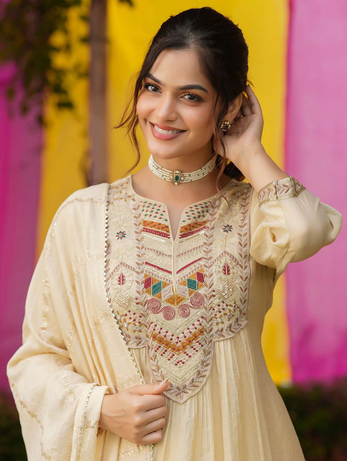 women solid with work three quarter sleeve kurta pant with dupatta set - 22072092 - Standard Image - 5