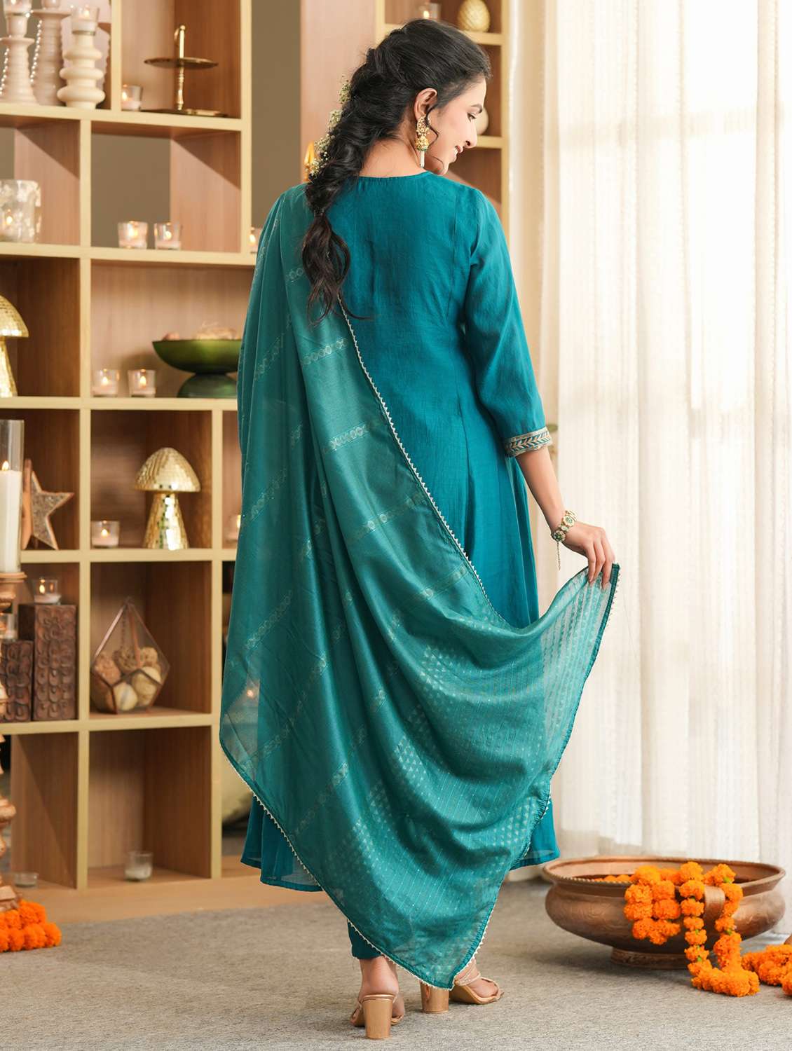 women solid with work three quarter sleeve kurta pant with dupatta set - 22072094 - Standard Image - 3