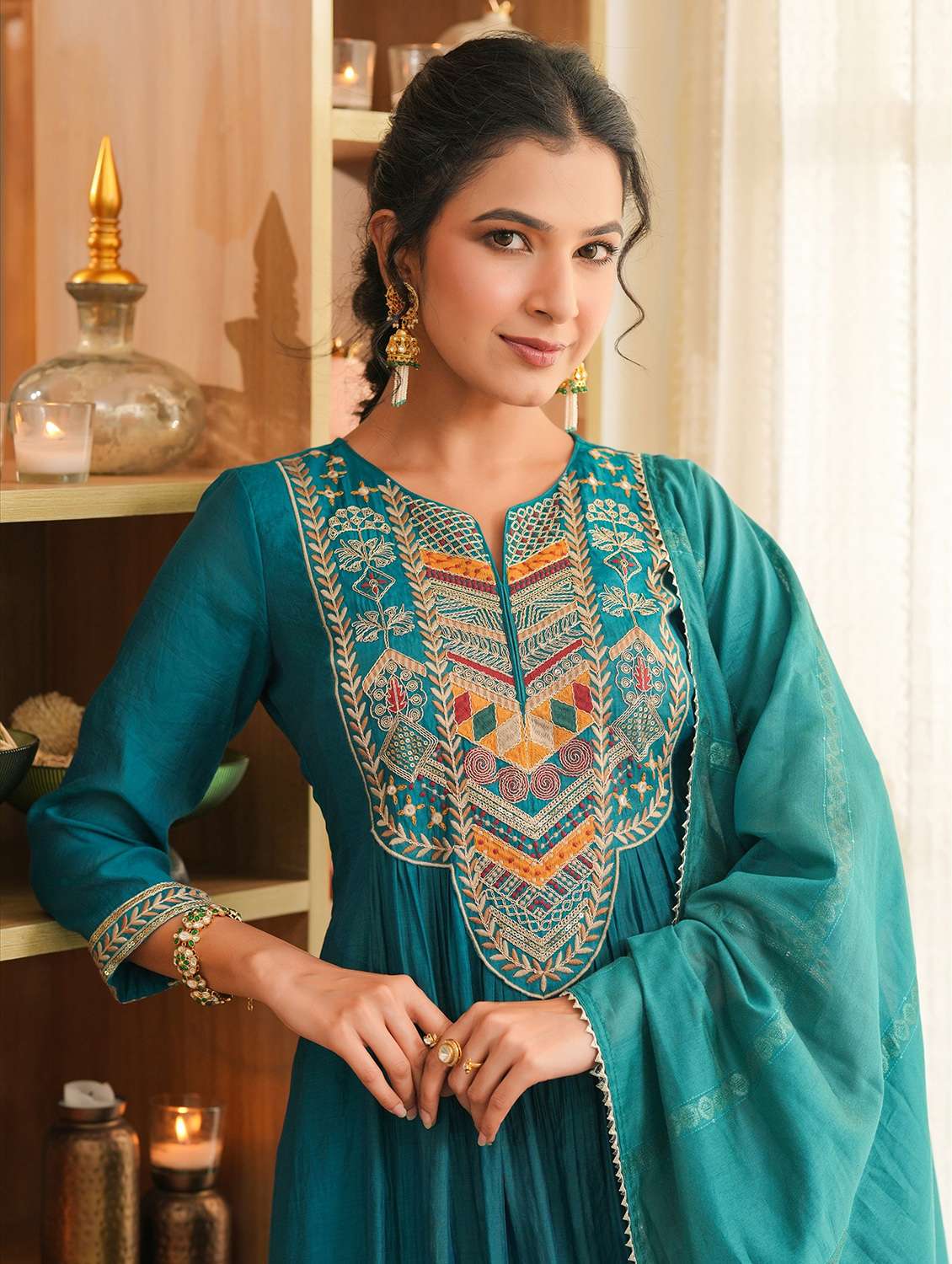 women solid with work three quarter sleeve kurta pant with dupatta set - 22072094 - Standard Image - 5