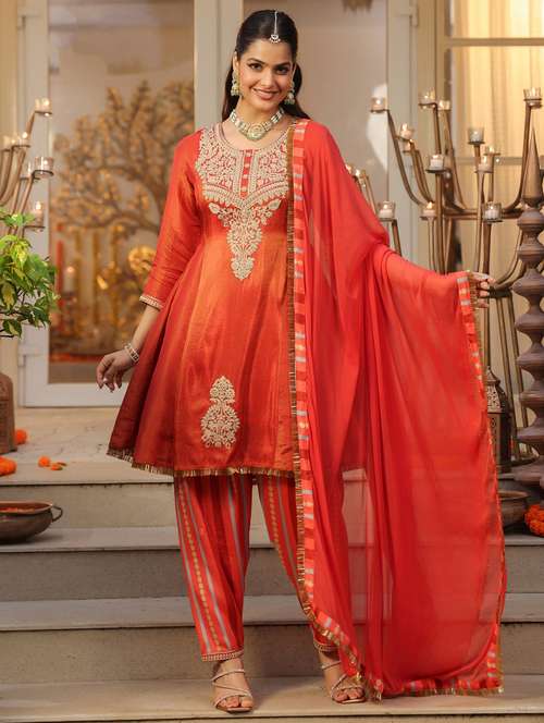 women solid with work three quarter sleeve kurta salwar with dupatta set - 22072101 - Standard Image - 0