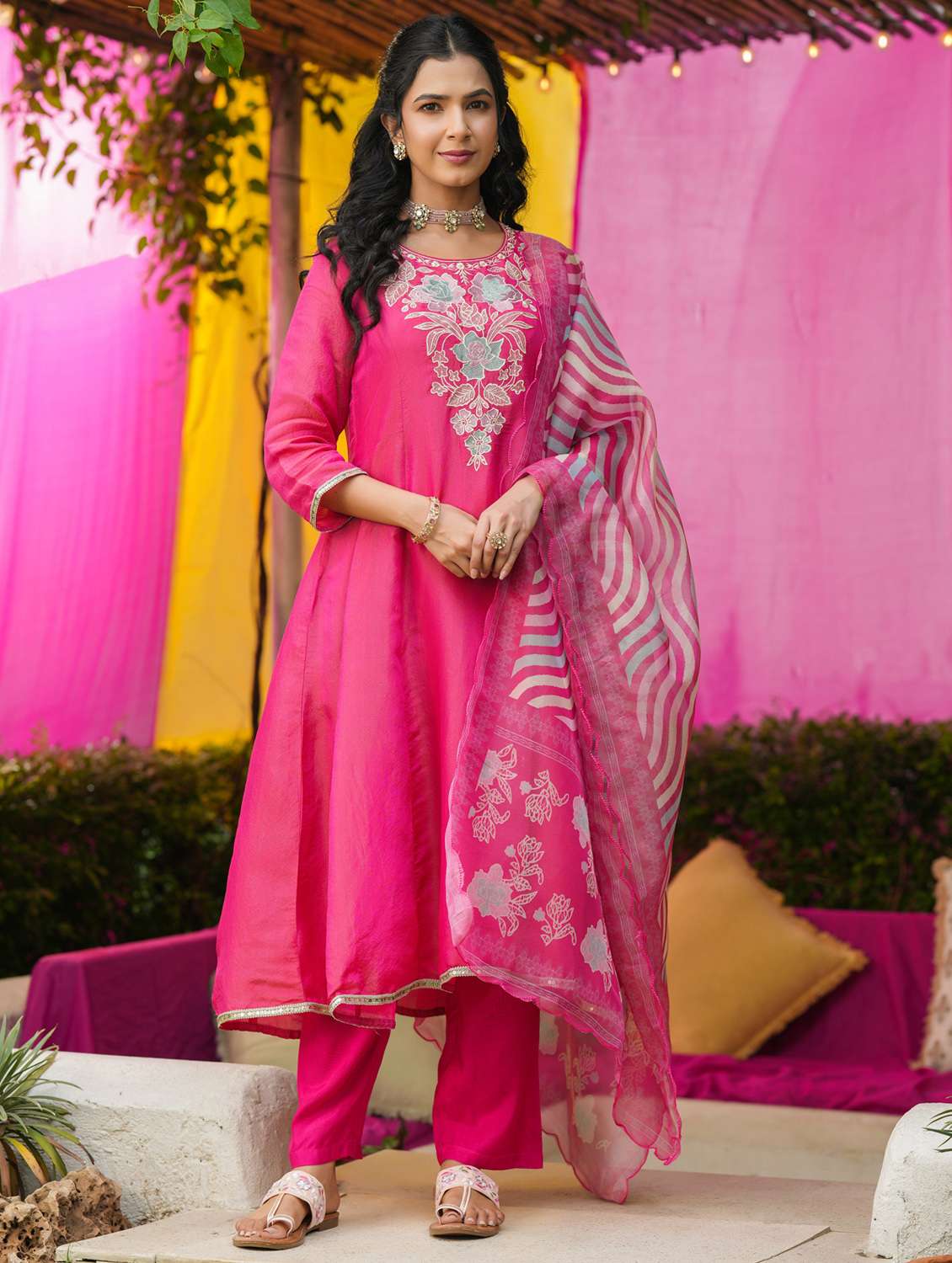 women solid with work three quarter sleeve kurta pant with dupatta set