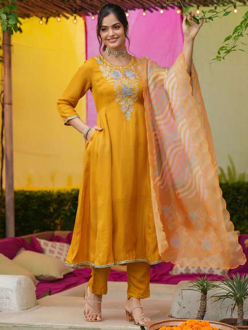 women solid with work three quarter sleeve kurta pant with dupatta set - 22072115 -  Standard Image - 0