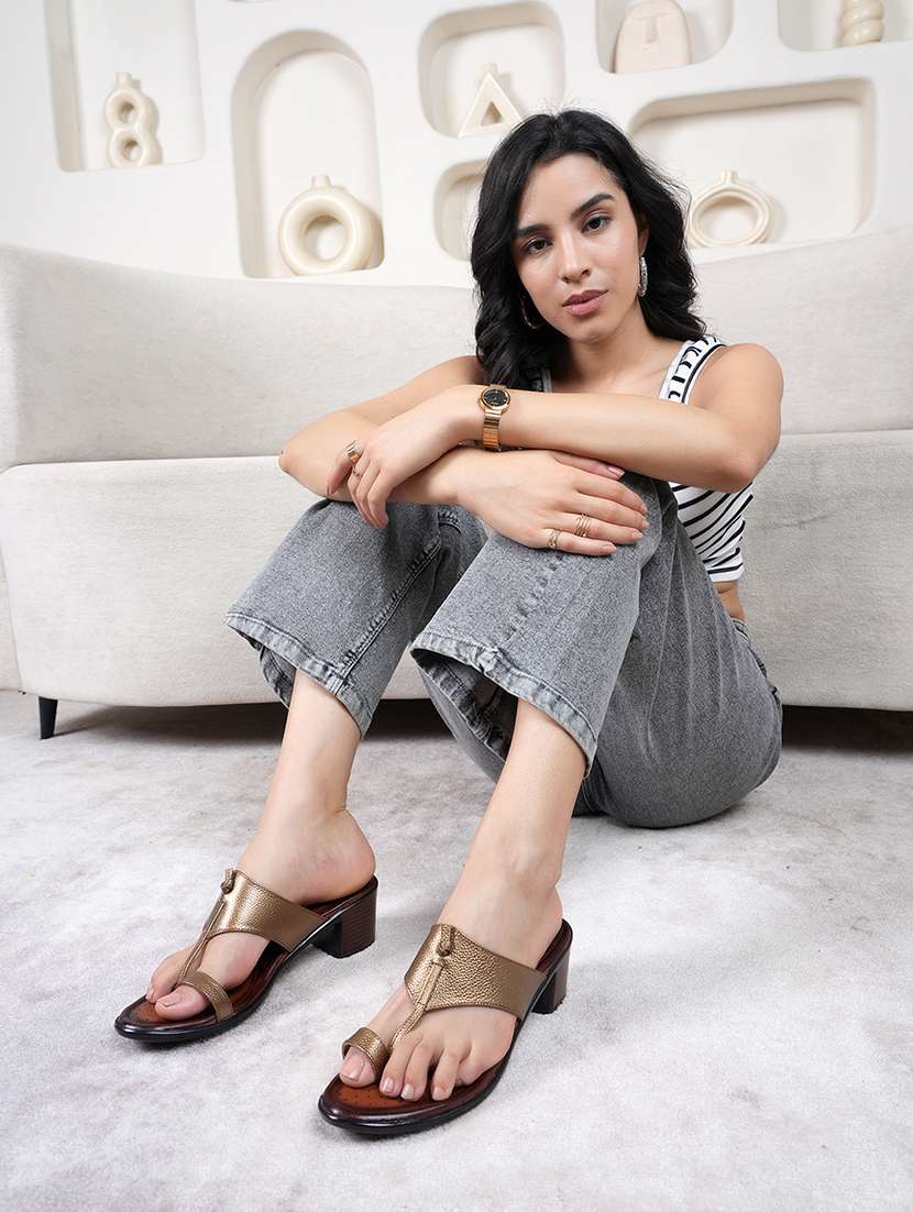 women copper onetoe sandal - 22072134 - Standard Image - 3