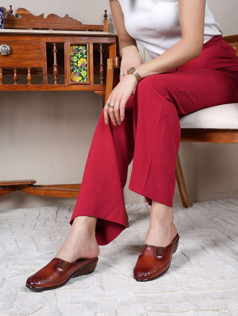 women solid slip on mule - 22072166 -  Standard Image - 3