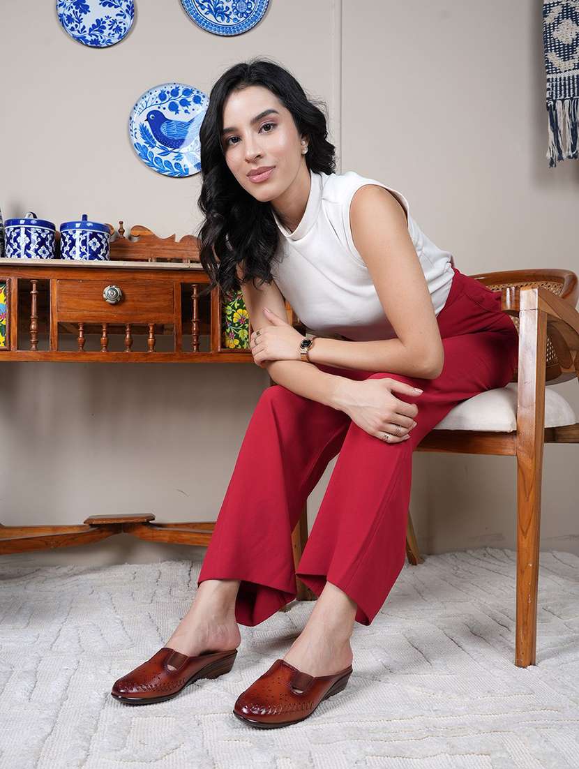 women solid slip on mule - 22072166 -  Standard Image - 3