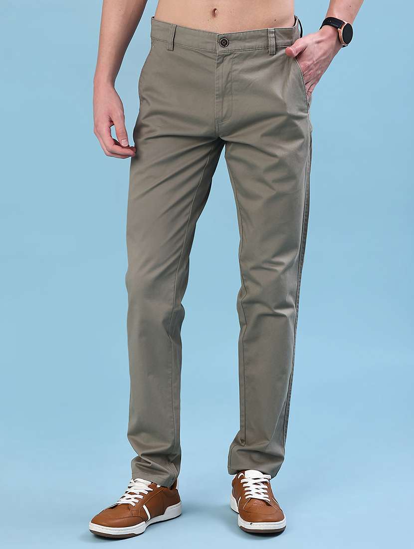 men solid mid rise chinos casual trouser
