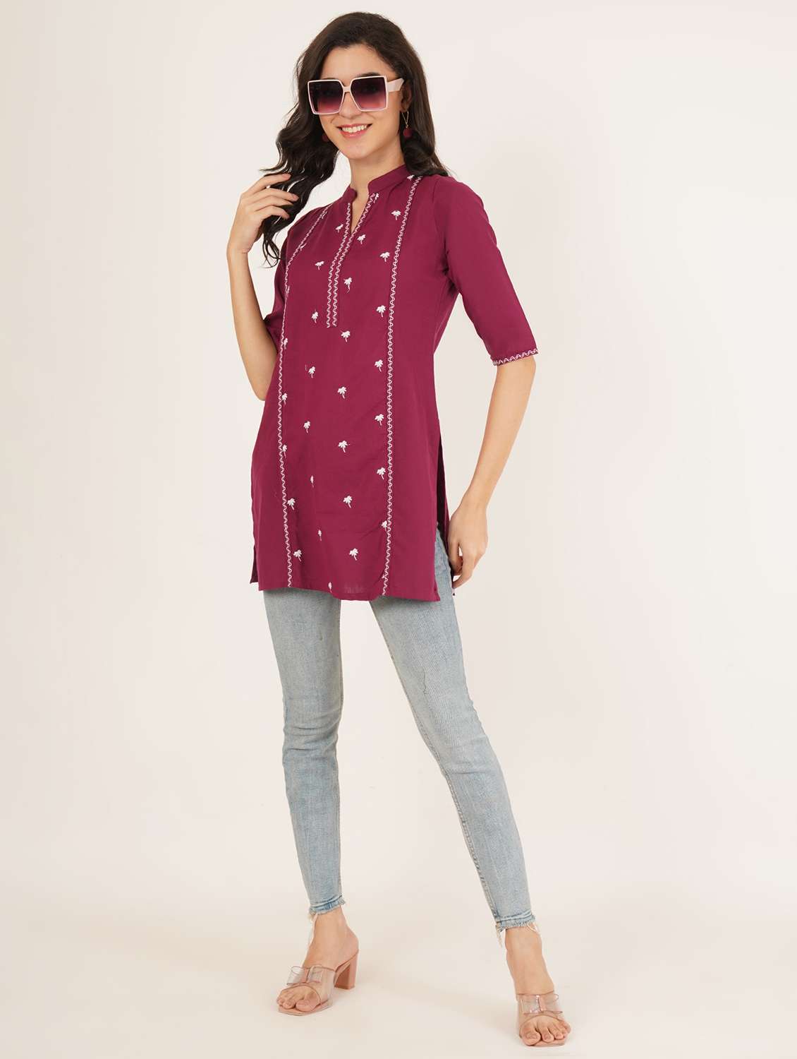 women embroidered three quarter sleeve straight kurti - 22072452 -  Standard Image - 3