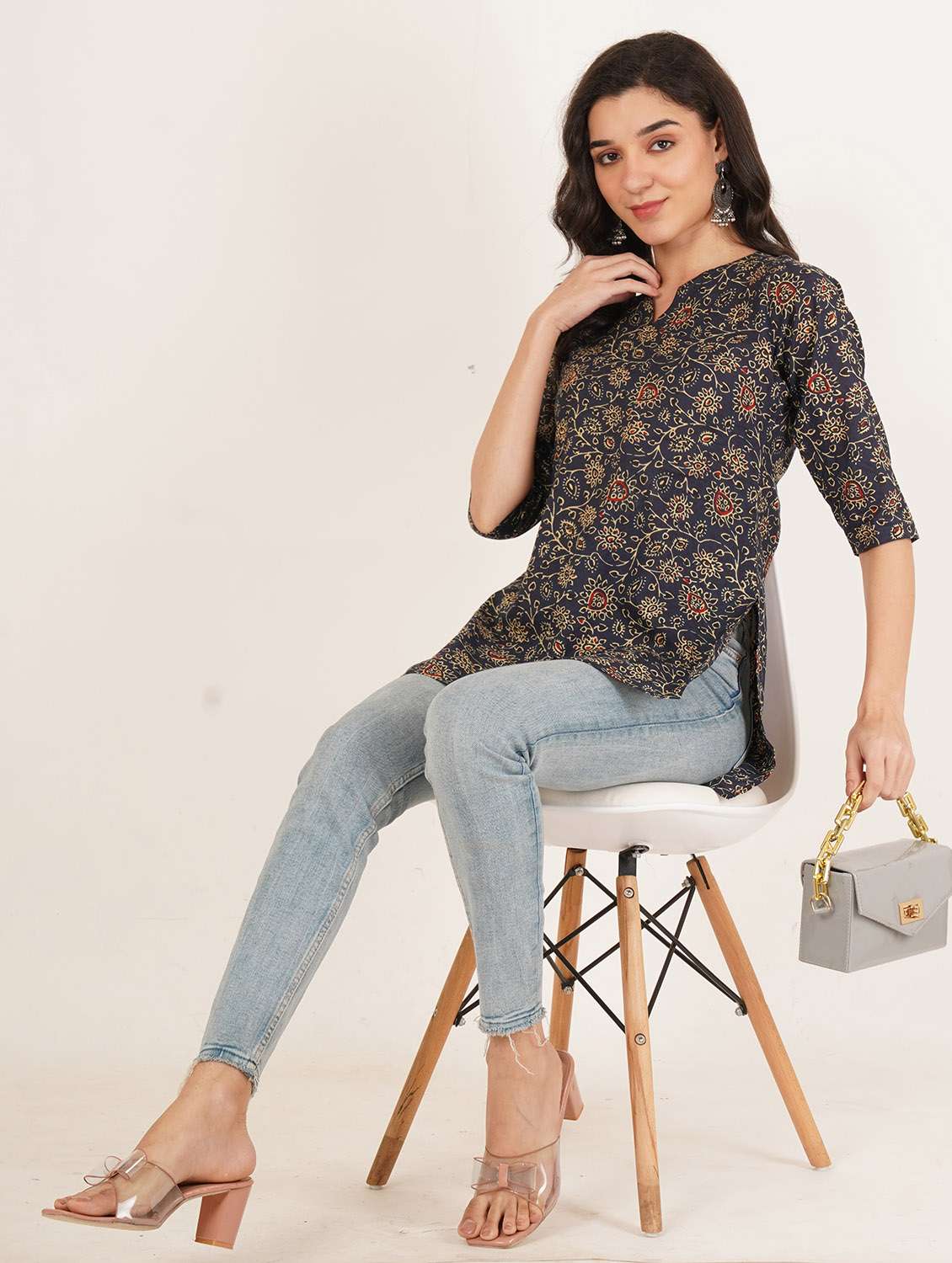 women printed three quarter sleeve straight kurti - 22072473 - Standard Image - 3