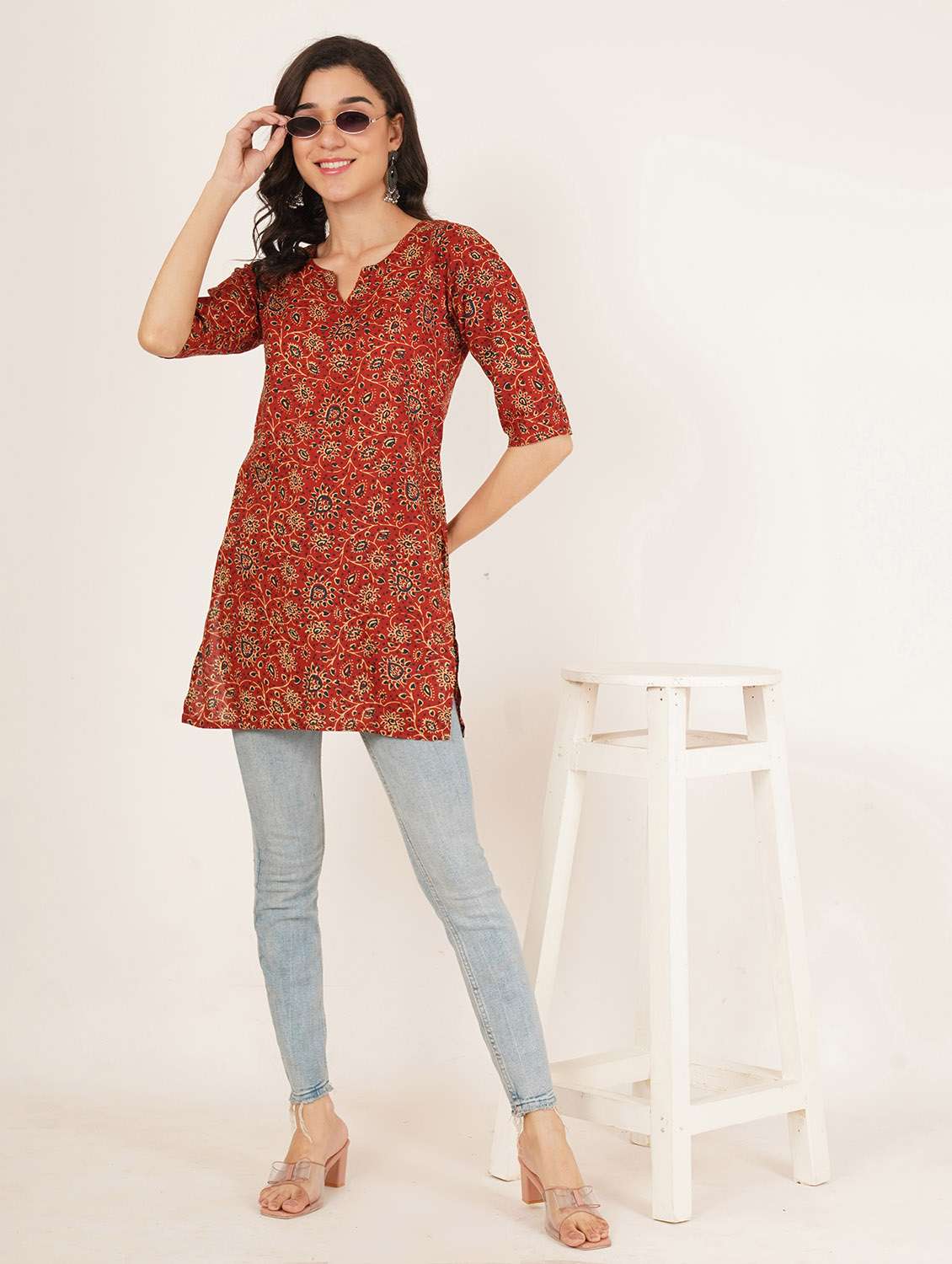 women printed three quarter sleeve straight kurti - 22072477 - Standard Image - 3