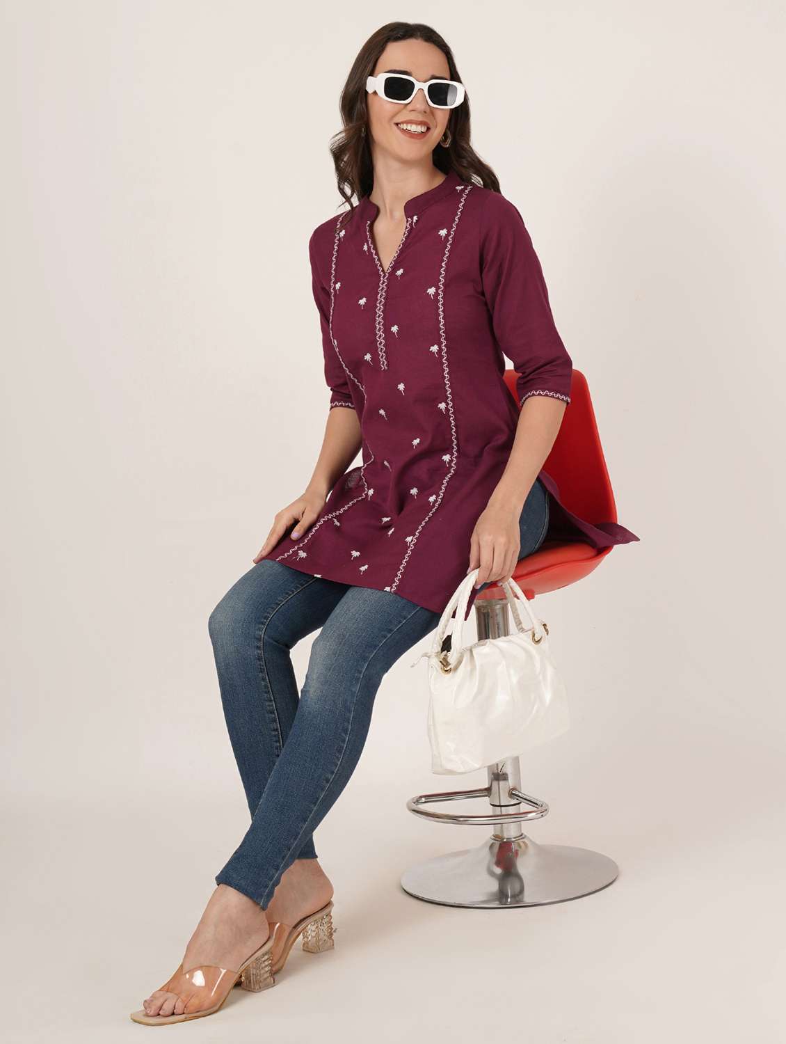 women embroidered three quarter sleeve straight kurti - 22072551 -  Standard Image - 3